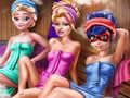 Spill Super Girls Sauna Real Life  online
