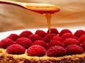 Spill Honey Strawberry Cake Jigsaw online
