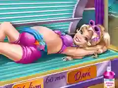 Spill Pregnant Princess Tanning Solarium online