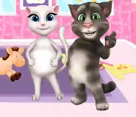 Spill Preganat Kitty Room Decor online