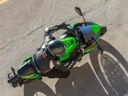 Spill Kawasaki Ninja 650 online