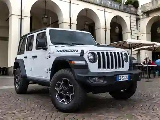 Spill Jeep Wrangler 4xe Slide online