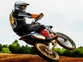 Spill Dirtbike racing stunts online
