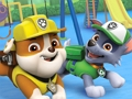Spill PAW Patrol: Bygge en lekeplass for valpene  online