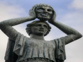 Spill Angel Statue Jigsaw online