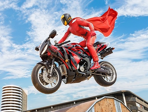 Spill Ekte motorsykkel superhelt stunt 3d  online